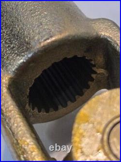 2 Quantity of Shur-Co Splined U-Joints 21 Splines 8 Length 36mm and 32mm Bores