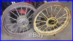 Antique unstyled John Deere model B Tractor round spoke 10 Spline rear wheels