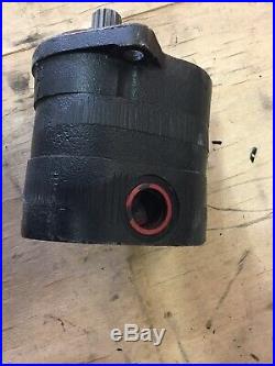 Case OEM hydraulic gear pump 40XT 60XT 70XT 75XT Danfoss NEW 13 spline 84561841