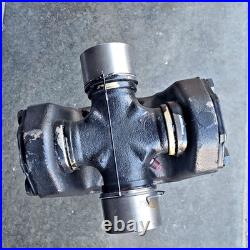 DANA 329-9658 Hydraulic Shaft Universal Joint Spline Heavy Equipment Assembly