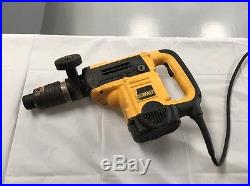 DEWALT 1-9/16 Spline 12 Amp Keyless Rotary Chipping Hammer Drill D25553K
