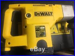 DeWalt 1 1/2 rotary hammer drill spline drive DW530