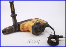 DeWalt 1-9/16 Spline Combination Hammer Drill (D25553) Heavy Cosmetic Wear