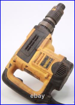 DeWalt 1-9/16 Spline Combination Hammer Drill (D25553) Heavy Cosmetic Wear