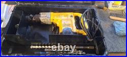 Dewalt D25550 1-9/16 Rotary/Demo Hammer, Spline Drive