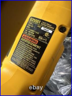 Dewalt D25551K 120 V Corded Spline Rotary Hammer Concrete Masonry Chipper NIB Dewalt D25551K 120 V Corded Spline Rotary Hammer Concrete Masonry Chipper NIB