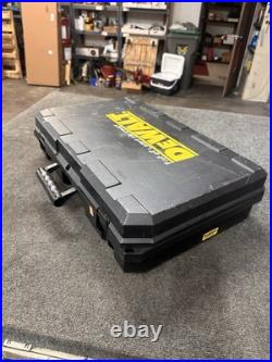 Dewalt D25551K 120 V Corded Spline Rotary Hammer Concrete Masonry Chipper NIB Dewalt D25551K 120 V Corded Spline Rotary Hammer Concrete Masonry Chipper NIB