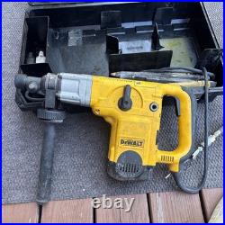 Dewalt D25551 1-9/16 Rotary/Chipping Hammer Spline Combination with Bits Tested