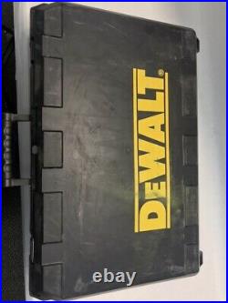 Dewalt D25651 1-3/4 Spline Drive 13.5Amp Rotary Hammer Drill WithCase (HE3013537)