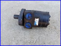 Eaton Char-lynn 158-3984-001 Hydraulic Drive Motor Nos Splined shaft Danfoss