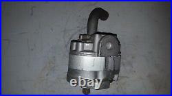 Fixed Displacement Hydraulic Gear Pump with Splined Shaft, 656876, H62X07