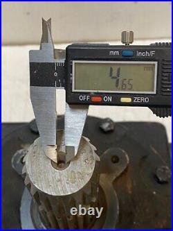 Gearbox 60mm 4-7/8 Shaft 14 Spline, 44mm 4-1/8 Shaft 20 Spline, 6 Bolts