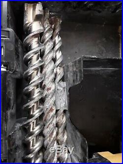 L@@K! 9 BITS INCLUDED! Dewalt D25553 Spline Rotary Hammer Drill 1-9/16