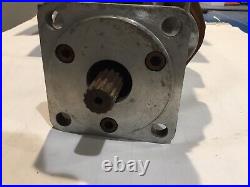 Large Industrial Hydraulic Pump 3.5x3.5 Bolt Pattern? 7/8 13 Spline Shaft
