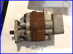 Large Industrial Hydraulic Pump 3.5x3.5 Bolt Pattern? 7/8 13 Spline Shaft