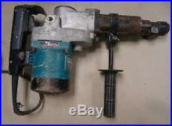 (MA2) Makita HR3851 10 Amp 1-1/2 Spline Rotary Hammer