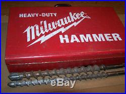 MILWAUKEE THUNDERBOLT 1-1/2 SPLINE ROTARY HAMMER DRILL with BITS, CHISELS & CASE
