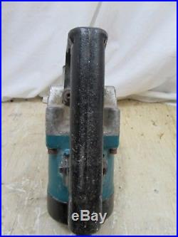 Makita HR3851 10 Amp 1-1/2 Spline Rotary Hammer With Bits