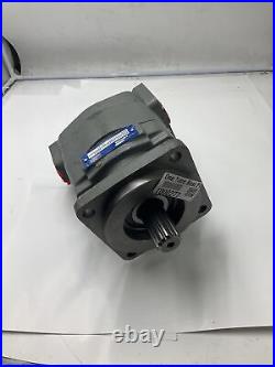 Metaris MHP365A578CFAB177 Hydraulic Pump 2400 RPM 3500 PSI4 Hole Mounting