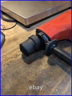 Milwaukee 5318-21 Corded 1-1/2 (40 mm) ROTARY HAMMER. Spline Drive