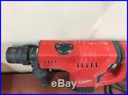 Milwaukee 5321-21 1-1/2 Spline Drive Rotary Hammer Drill with Bits