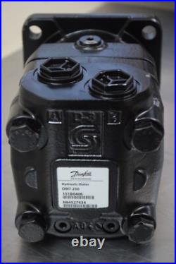 New Danfoss OMT250, O-Series, Splined 17T 1-1/2, 4 Bolt C, 250cm3/U, 500-600rpm