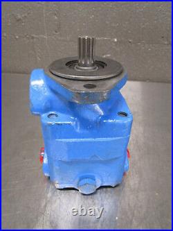 New Unidentified hydraulic pump motor 11 spline shaft. 75