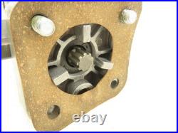 PE-1069 Hydraulic Gear Pump Spline Shaft 4-Bolt Flange SAE Ports