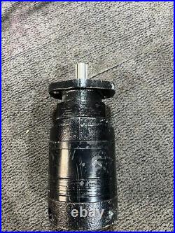 Parker 984980 06623 6668 Hydraulic Motor 6 Spline Shaft 4 Mounting Hole Flange