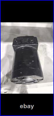 Parker Hydraulic Motor TB0195FS100AAAA Flange Mount 1/2-14 NPTF Ports