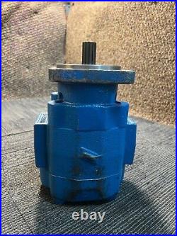 Permco Inc Hydraulic Pump / Motor HH55C531AZA2514, 4 Hole Mounting Splined Shaft