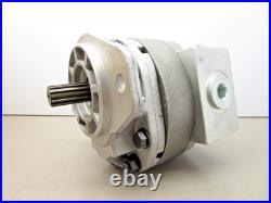 QCC 11012966 Hydraulic Gear Pump 7/8 x 13-Spline Shaft 53-29058-014 Steering