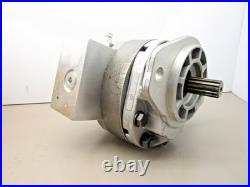 QCC 11012966 Hydraulic Gear Pump 7/8 x 13-Spline Shaft 53-29058-014 Steering