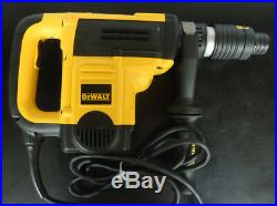 (RI2) DeWalt D25553 1-9/16 Spline Rotary Hammer 12.0A Corded Electric