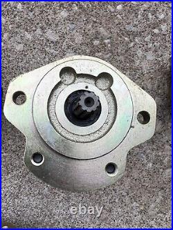 Rexroth GP-CCW DIRECT MOUNT GEAR PUMP 9510 290 355 NOS HYDRAULIC Spline Shaft