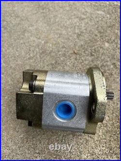 Rexroth GP-CCW DIRECT MOUNT GEAR PUMP 9510 290 355 NOS HYDRAULIC Spline Shaft